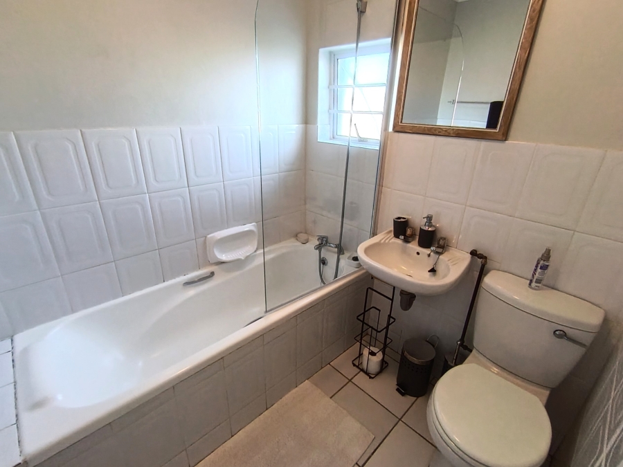 3 Bedroom Property for Sale in Marina Martinique Eastern Cape